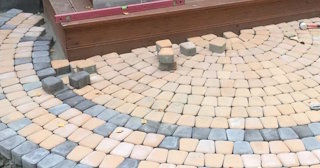 Укладка плитки на крыльцо в Изобильном по цене от 831 руб. за м² | ТротуарнаяПлитка