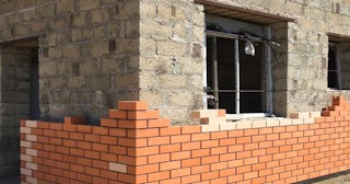 Профессиональная облицовка цоколя дома в Изобильном в октябре