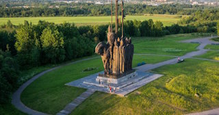 Благоустройство памятников в Изобильном от 935 руб. – компания ТротуарнаяПлитка